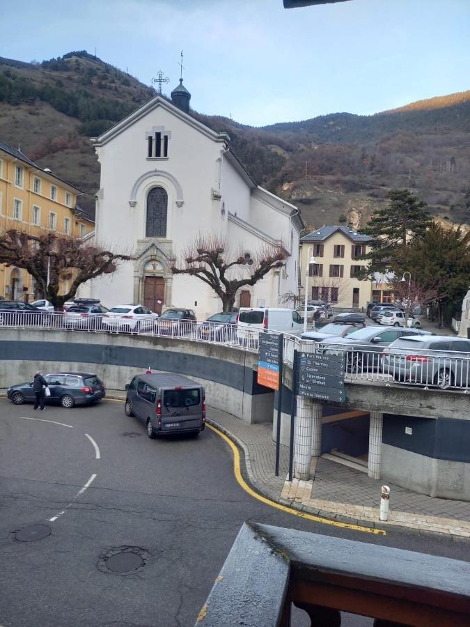 Appartement Centre Du Village Brides Les Bains Exterior photo